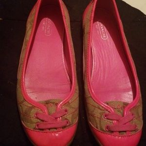 Coach flats